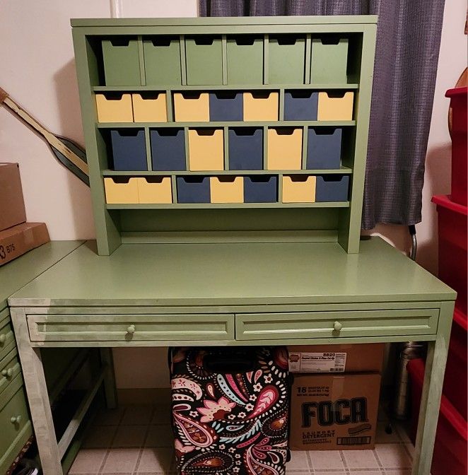 3 PIECE MARTHA STEWART SEWING/CRAFT TABLE DESK HUTCH