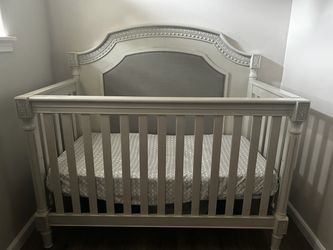 Évolur 5-in-1 Convertible Crib