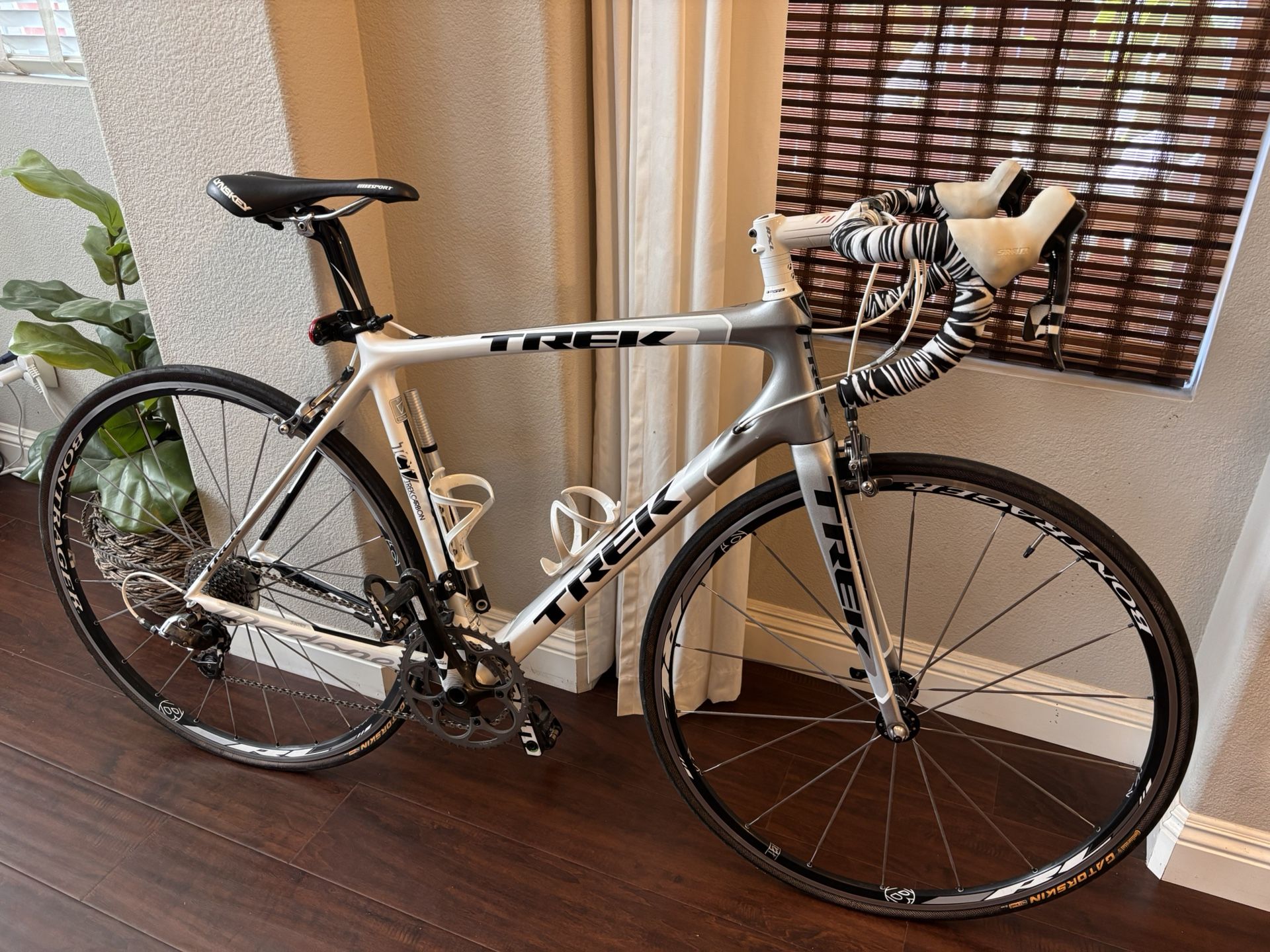 Trek Madone SRAM Force Group