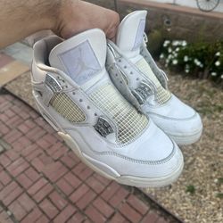 Air Jordan 4 “Pure Money” – Size 10