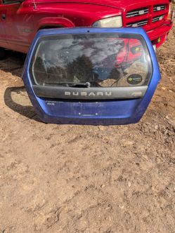 2006 Subaru Forester rear hatch