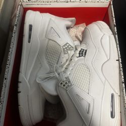 Jordan 4
