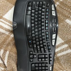 Logitech Wireless Keyboard Ergonomic 
