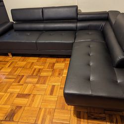 New! Black Leather Modern Sectional *FREE SAME-DAY DELIVERY*