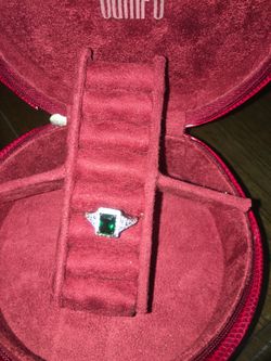 💎925 silver ring with emerald ❣️stone 💎