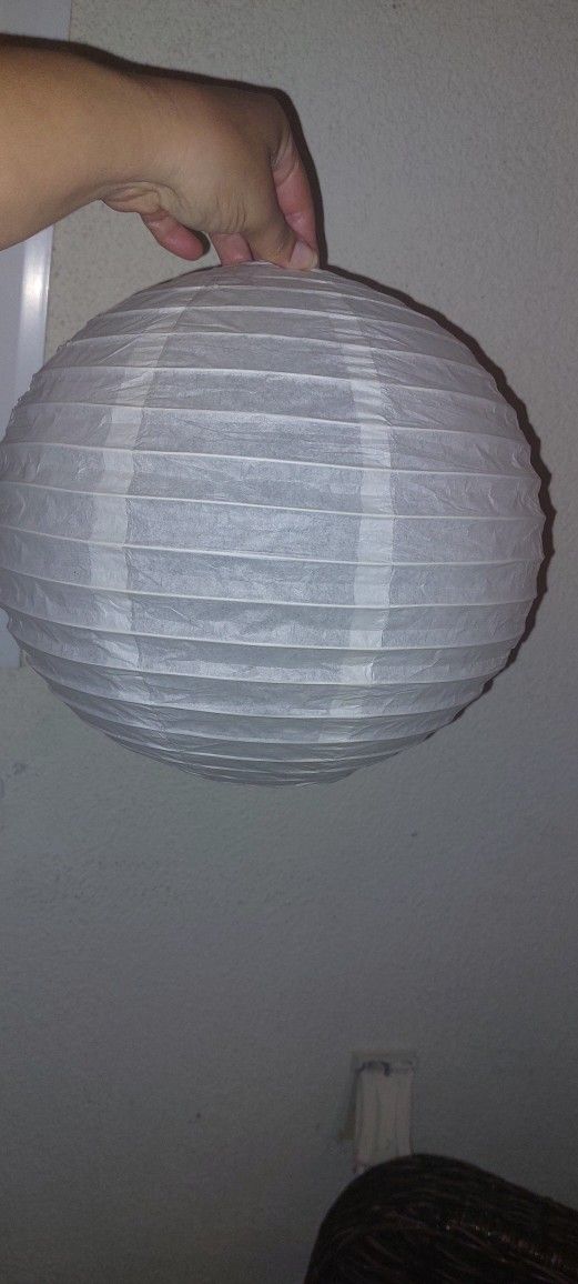 10 White Chinese Lantern Used