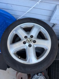 Honda OEM Alloy Wheel with Tire