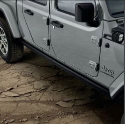 Jeep Gladiator OEM Rock Rails