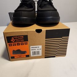 Volcom, Men's Work Boots