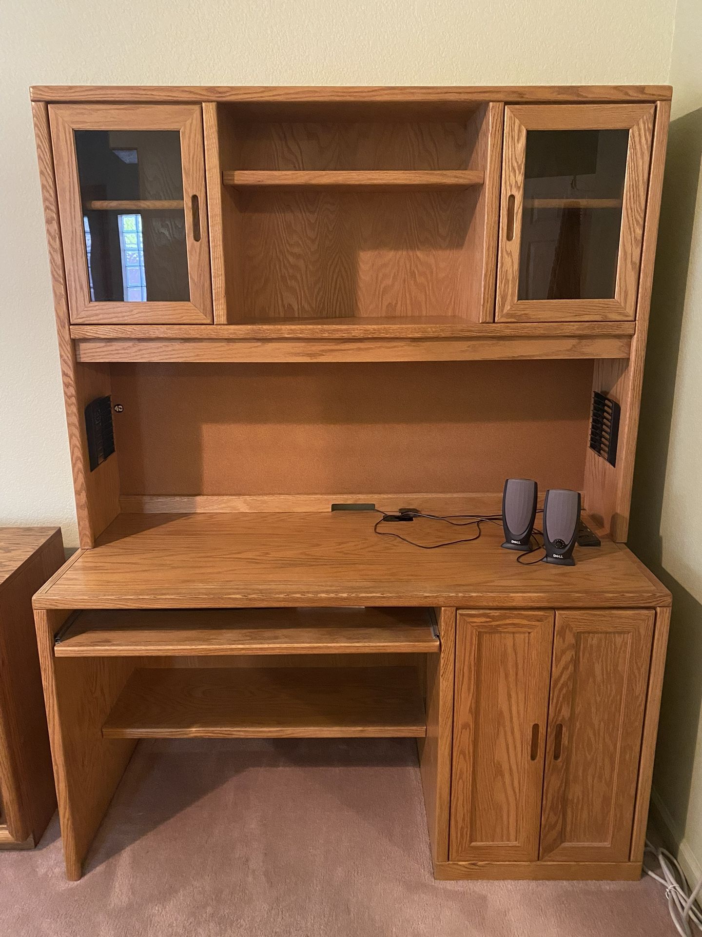 Solid Oak Computer Desk/Hutch
