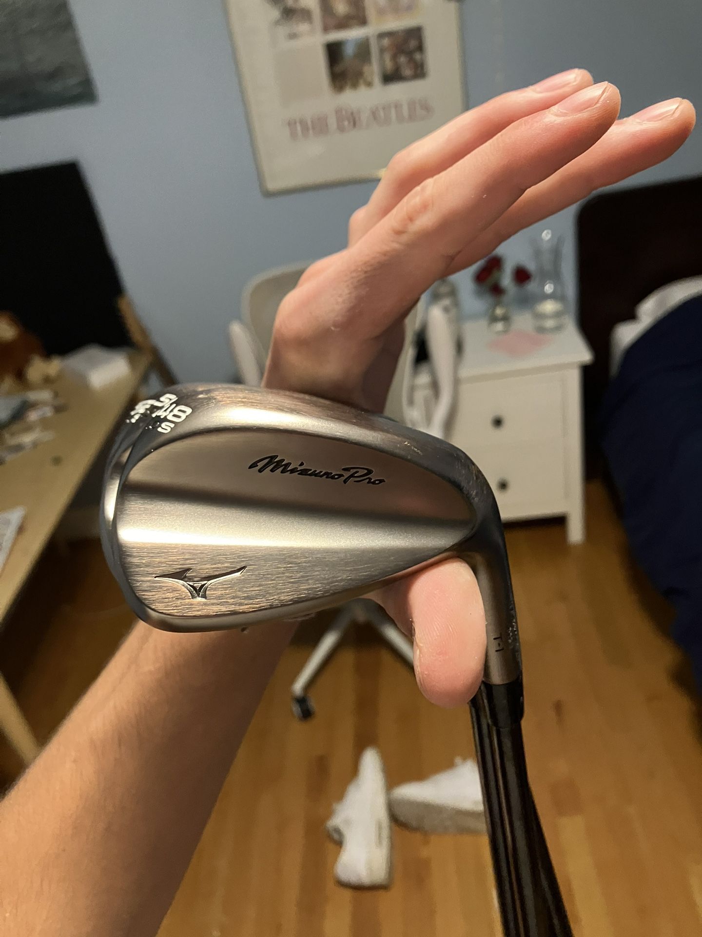 Mizuno wedges with brass finish (48,52,56)