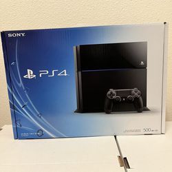 PlayStation - 4 & Accessories Package - (New & Used) - (Price Reduction)