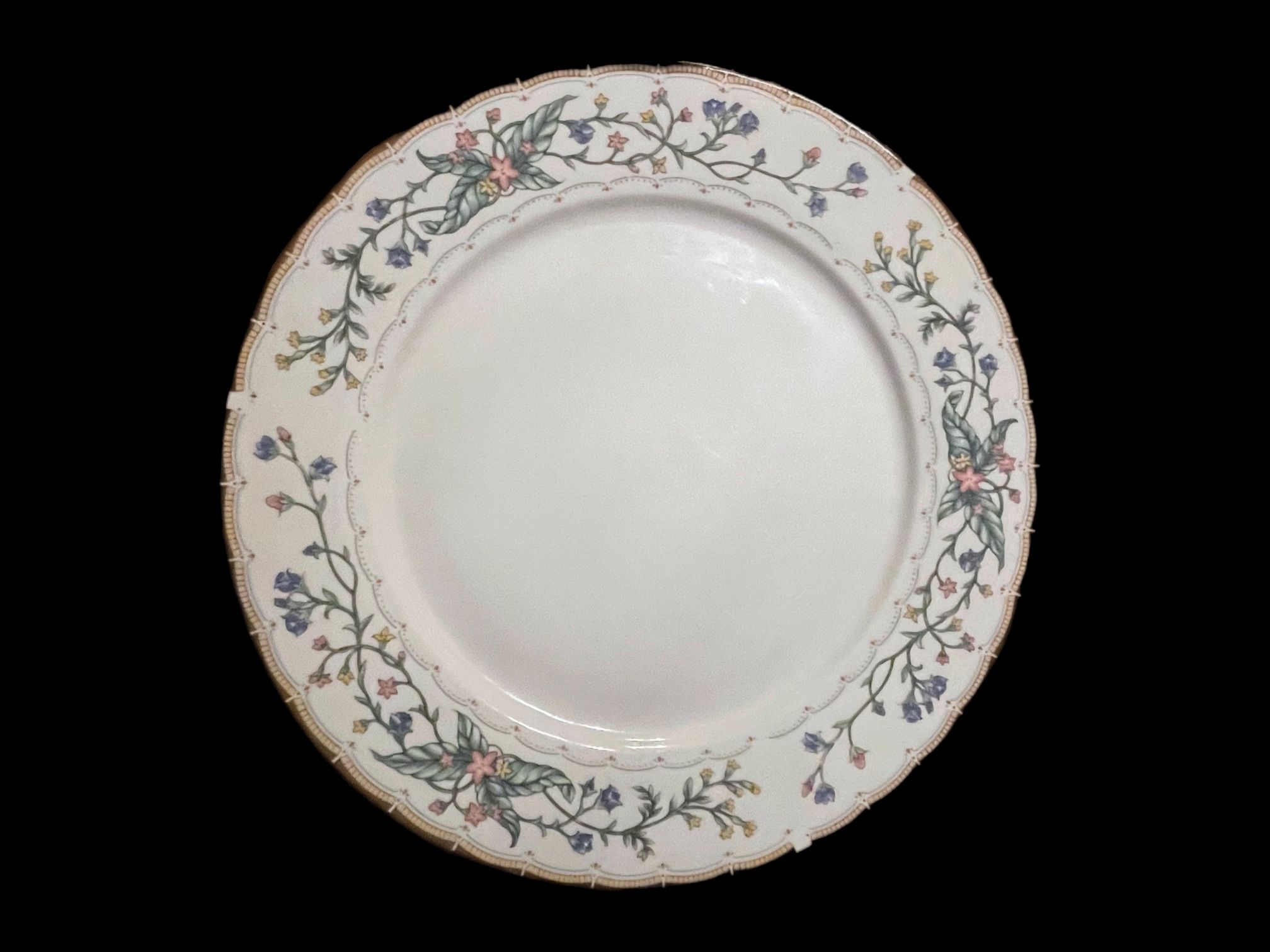 Vintage Farberware Wellesley Fine China Dinner Plate 10.75” (8 available)