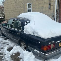 1982 Mercedes-Benz 300