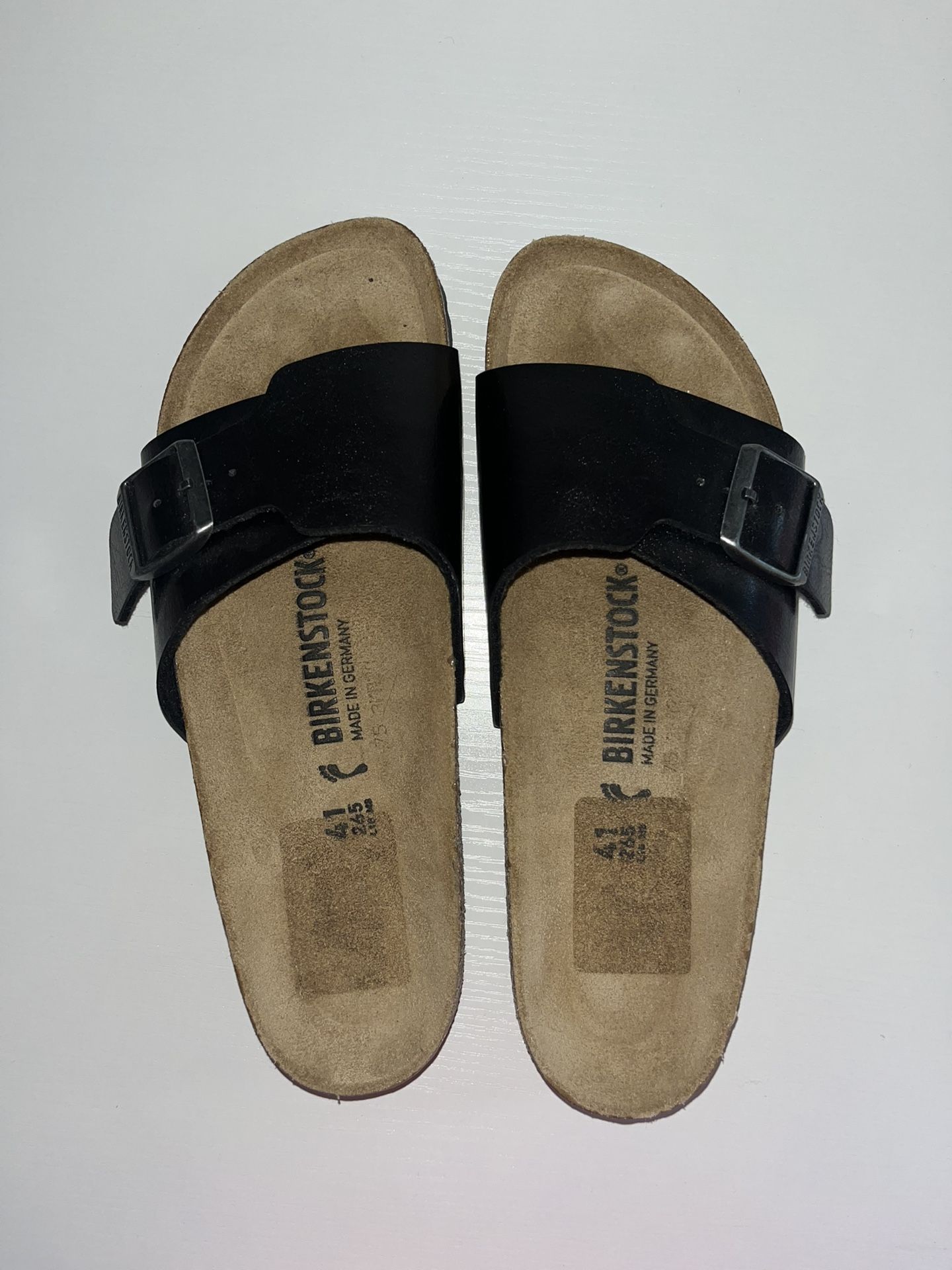 Black Birkenstock’s