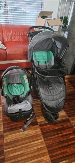Baby trend stroller and car seat
