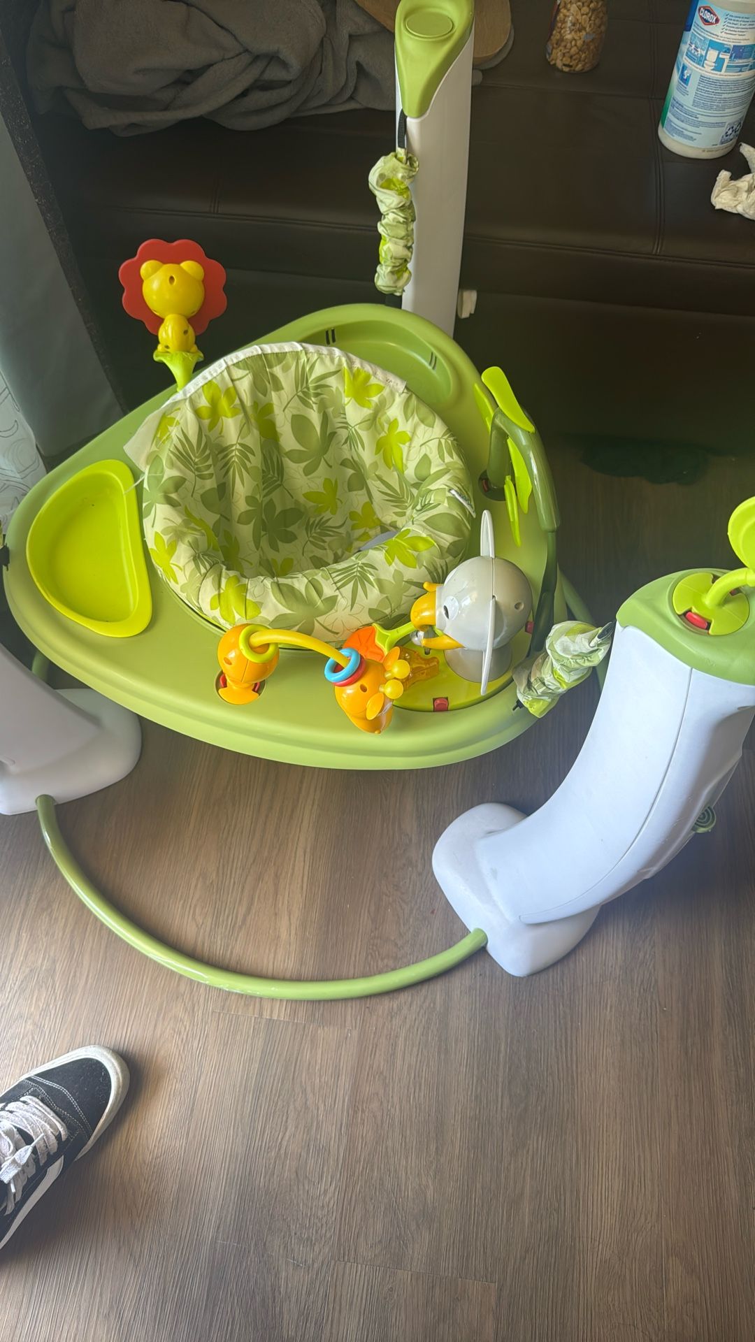 Baby Jumper Plays Sounds