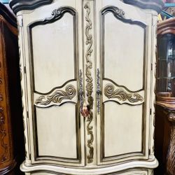 AICO By Michael Amini TRESOR VANILLA Armoire - GA