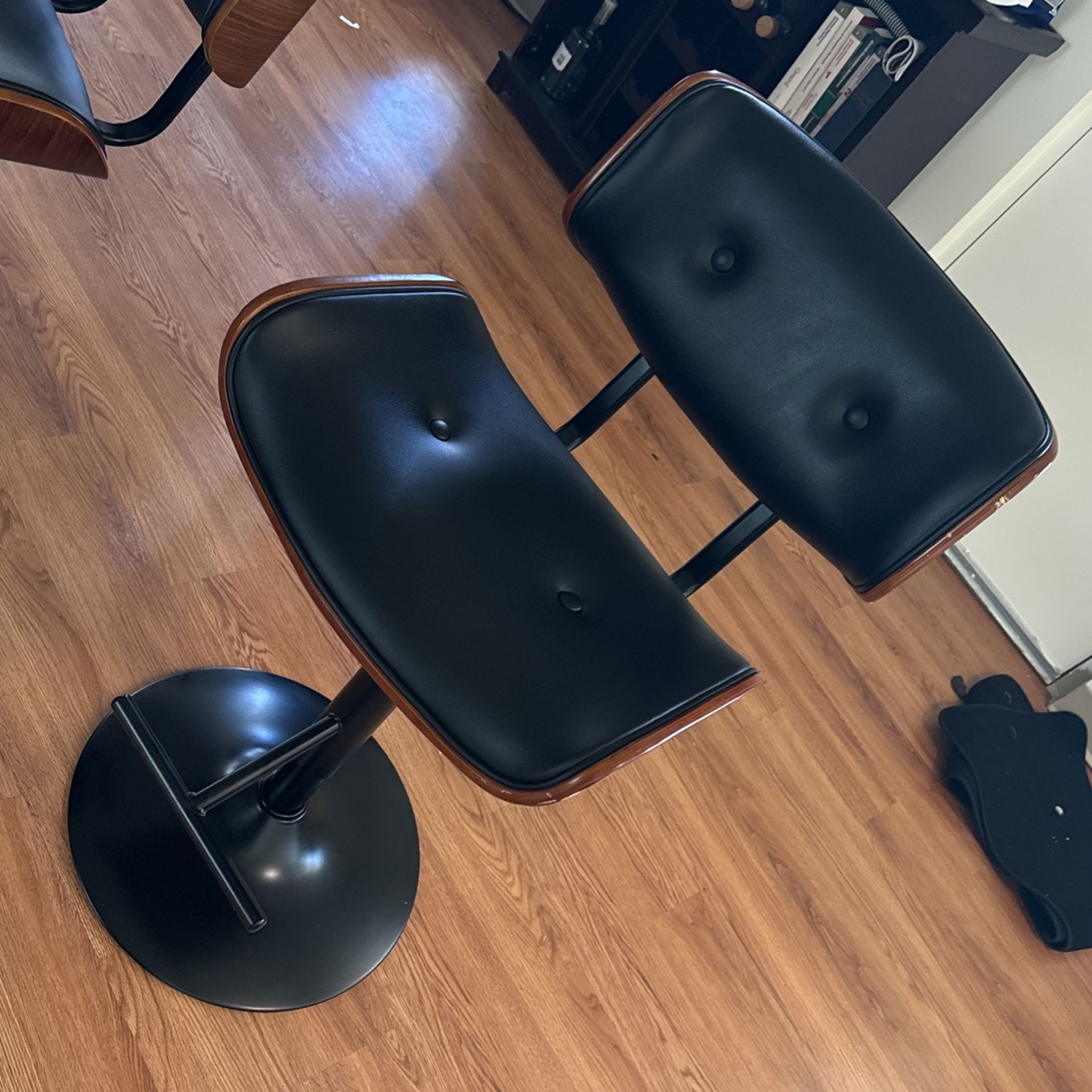 Bar Stool Chairs.