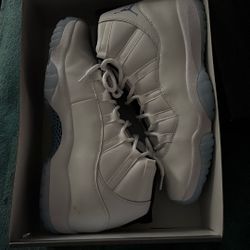 Jordan 11s 