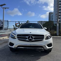 2019 Mercedes-Benz GLC 300