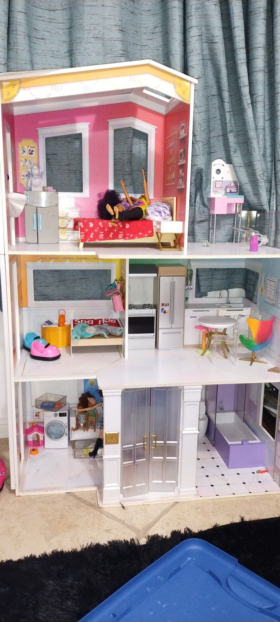 Rainbow High Dollhouse