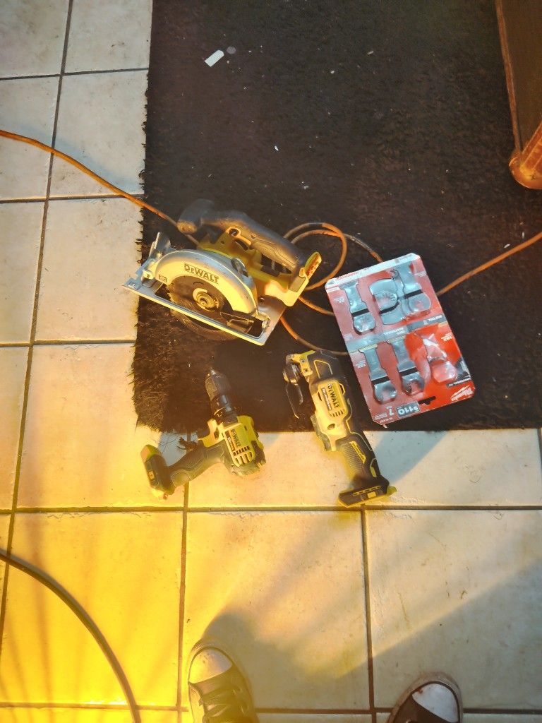 DeWalt