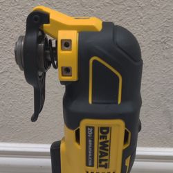 DeWalt NO BATTERY 20V Atomic Max Cordless Brushless Oscillating Multi Tool - New