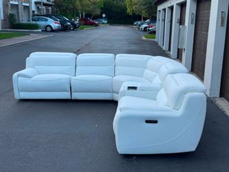 Couch/Sofa Sectional - Electric Recliners - White - Delivery Available 🚛