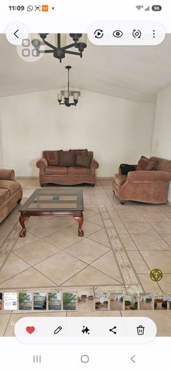 Set 3pcs de sillones mas 1 ottoman mas 2 mesitas