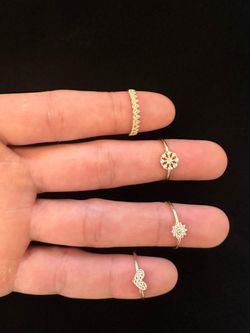 Anillos de oro de 10k.