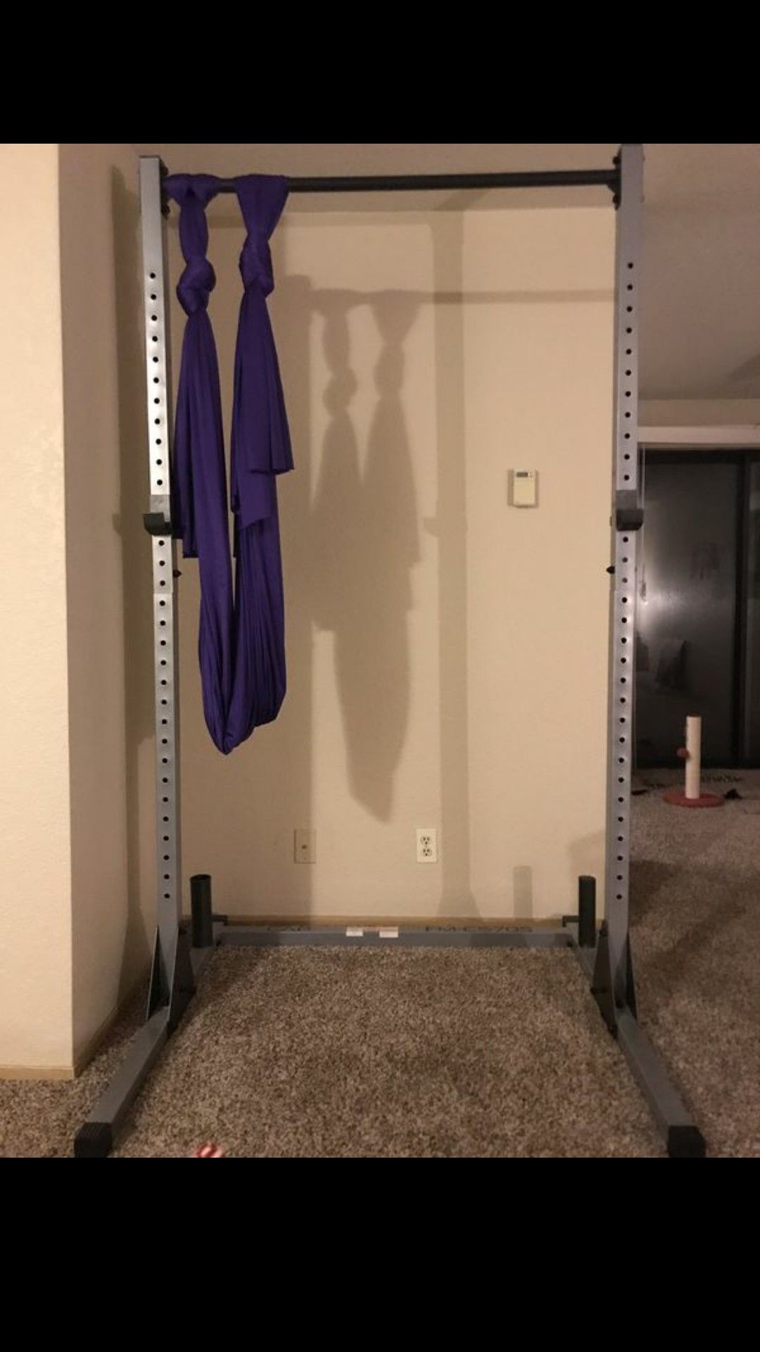 Squat rack with pull up bar like new $85 firm