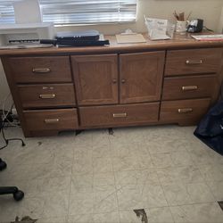 Wood Dresser with Storage – Multiple Drawers – Great Condition