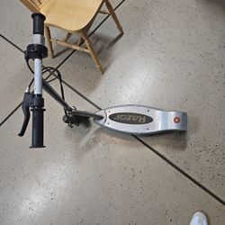 Razor Electric Scooter E125