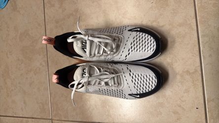 Nike Air Max 270 Sneakers