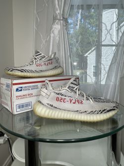Adidas Yeezy Boost 350 V2 'Zebra' (sz 10.5)