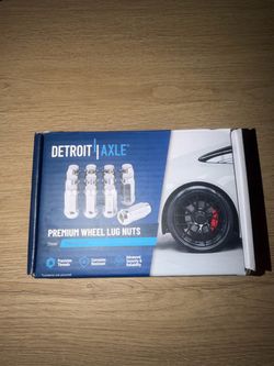 Detroit Axle Premium Steel Wheel Lug Nuts