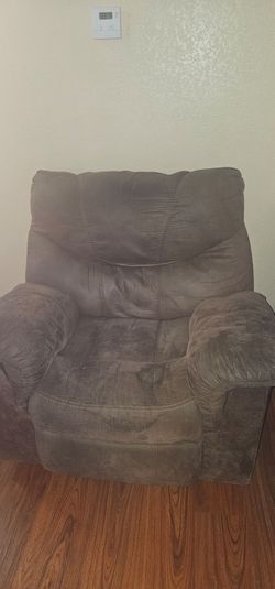 Brown Cloth Recliner