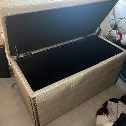 storage box 