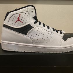 Jordan Access - Red/White/Black - 11M - Brand New