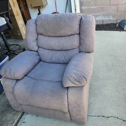 Free recliner