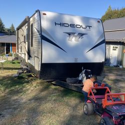 2019 Keystone Hideout