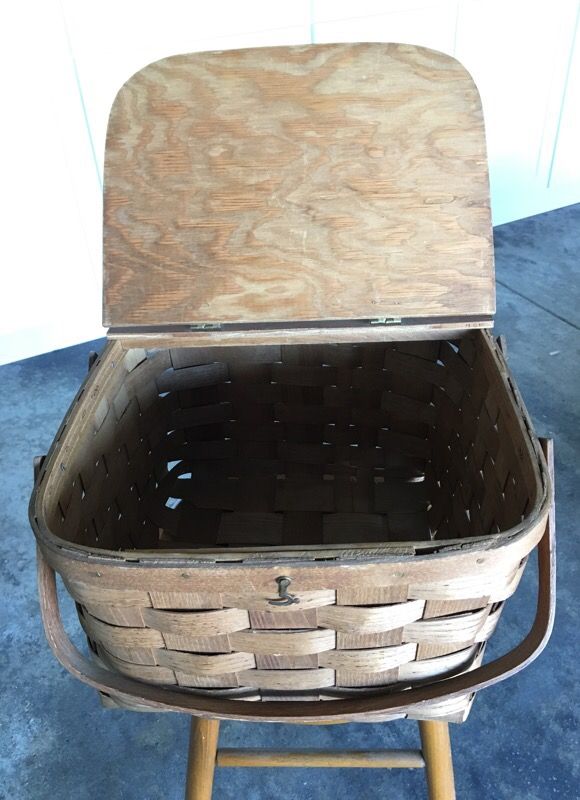 Vintage Basketville Putney, Vermont Picnic Basket