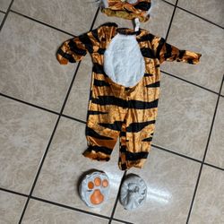 Halloween costume 