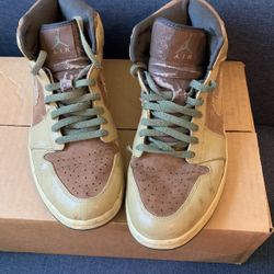 Jordan 1s 10.5 