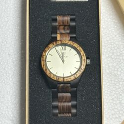WOOD WATCH ROUND FACE “NICE”