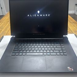 Alienware 17 R5 Amd
