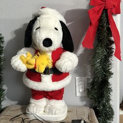 Christmas Animated Snoopy With Plug In Cord Santas Beat Brand New 