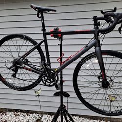Jamis Ventura Gravel Road Bike