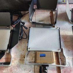 3 LED Light Panels - Neewer